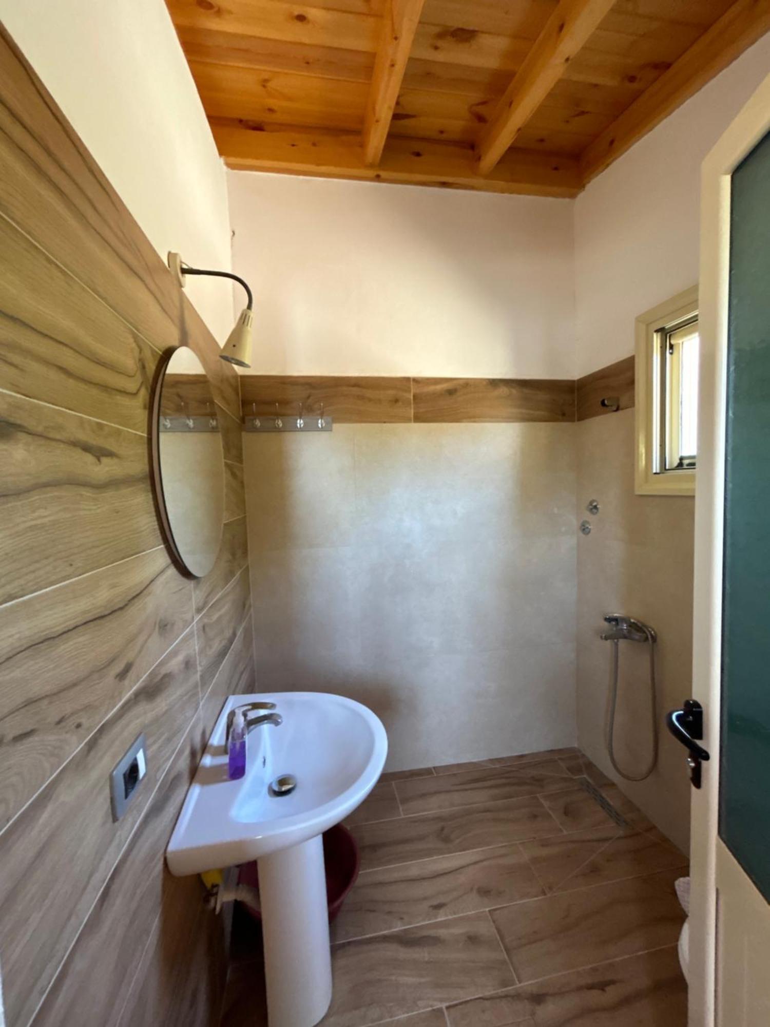 Hotel Vila Andi Zvernec Bagian luar foto